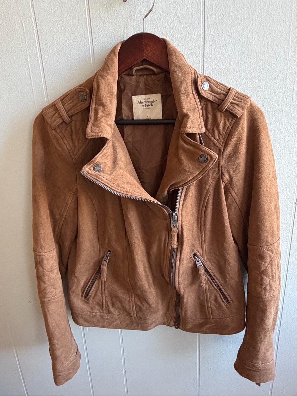 Abercrombie & Fitch Women's Tan Suede Moto Jacket - Medium- Flex Wire Lining.